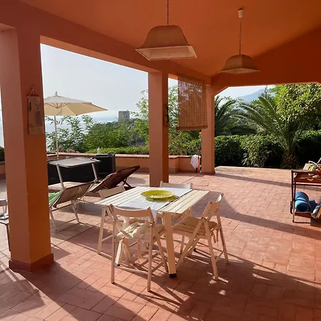 Hibiscus Holiday home *
