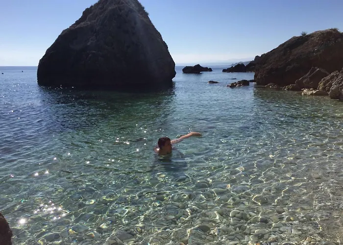 Hibiscus Scopello (Sicily)